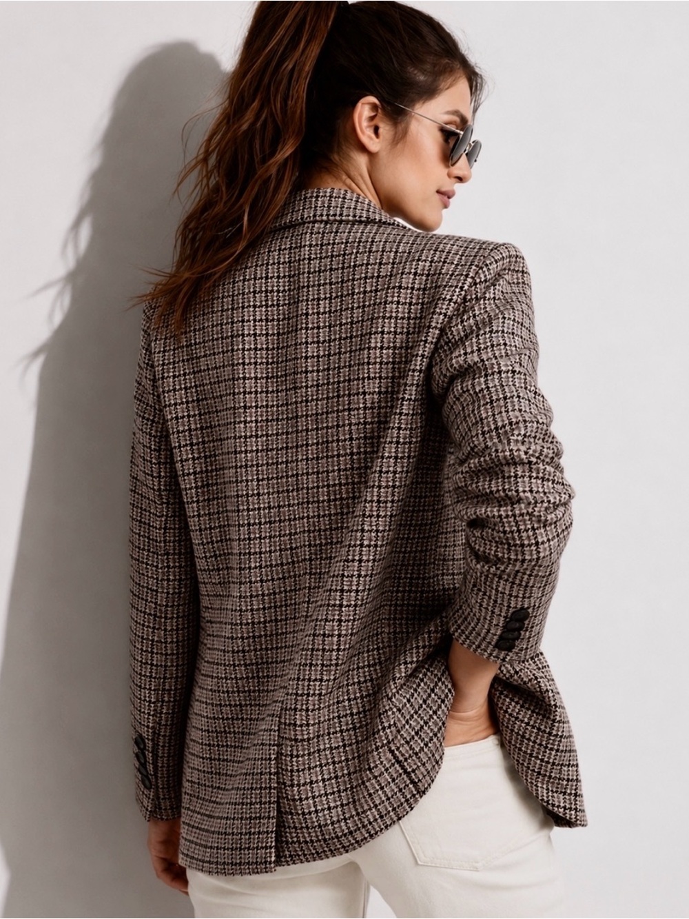 Aritzia WILFRED Margaux Oversized Houndstooth Double Breasted Blazer - Picture 6 of 10